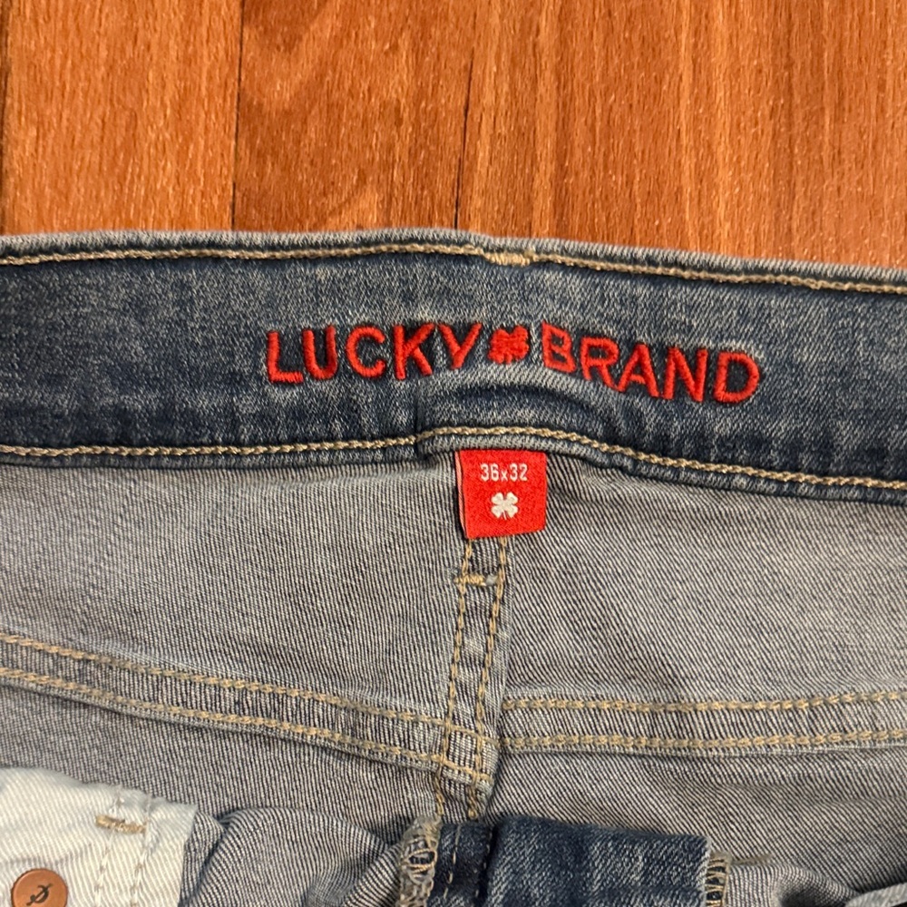 Lucky Brand Men's Straight Blue Jeans - Picture 4 of 6